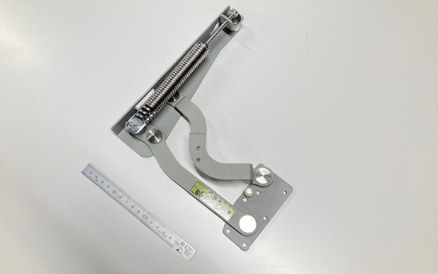 鉄(SPCC)・SUS304(SWP) 他/プレス、ばね 他